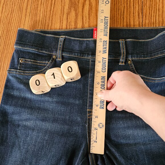 Spanx Clean Indigo Bootcut Trouser Jeans Women Size Medium Denim Stretch Shaping - Picture 4 of 13